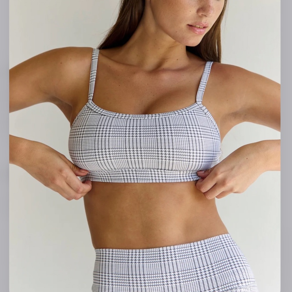 Astoria Airvíve Core Sports Bra - Grey Plaid Medium